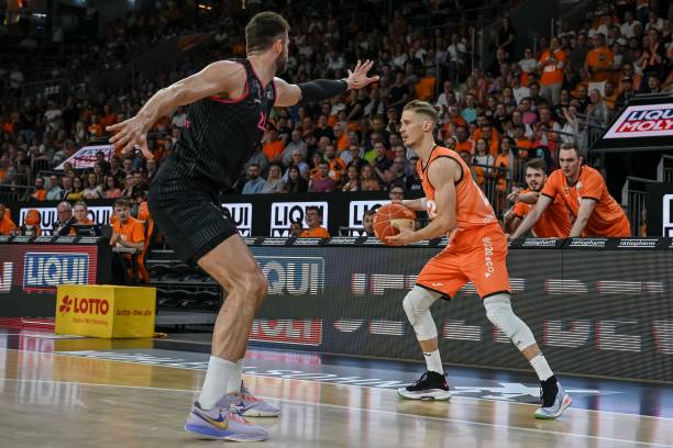 他们在一些 他们在一些